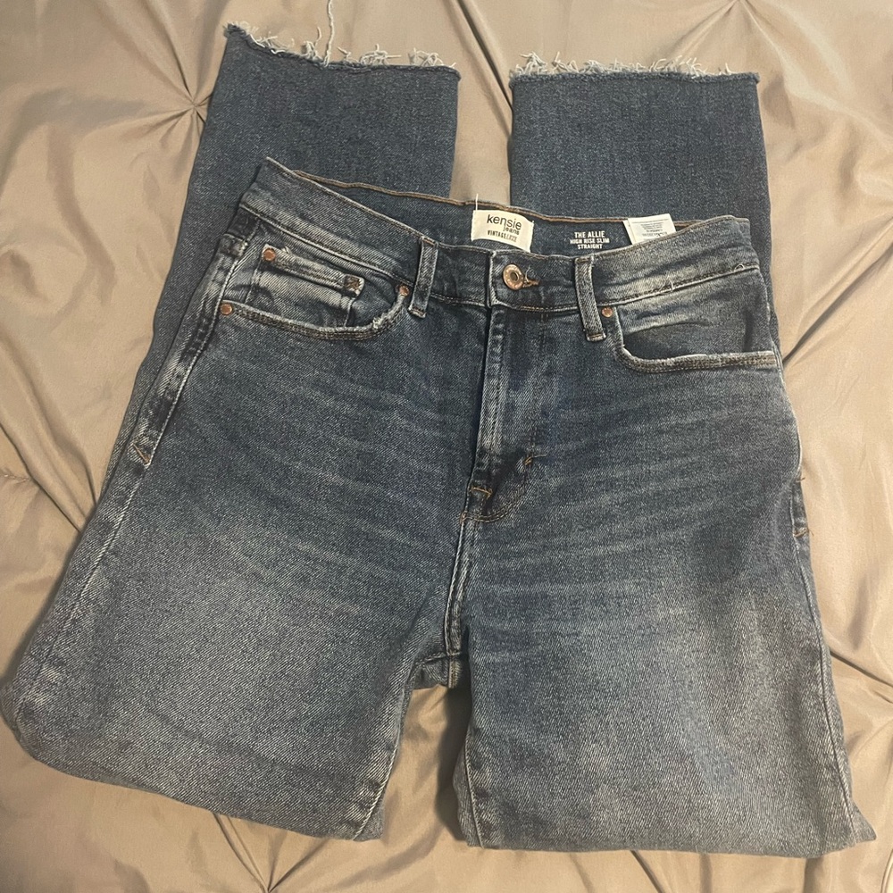 Kensie High Rise Slim Straight Jeans